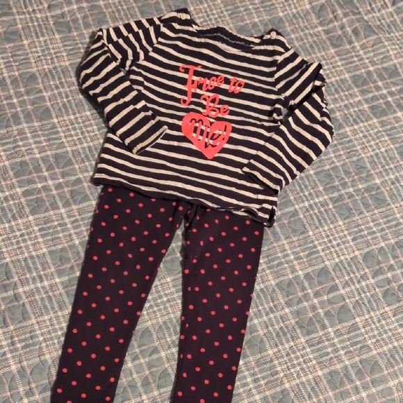 OshKosh B'gosh Striped and Polka Dot Outfit With Coral Accents - Picture 10 of 10